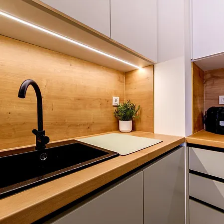 Apartment Design Near Park With Free Parking Budapest